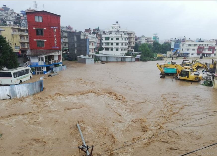 उपत्यकाका विभिन्न स्थानमा डुबान